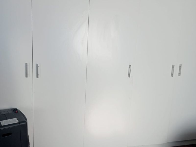 Spacious 3-Bedroom Home with Entertainment Area on Large Stand - Photo 3