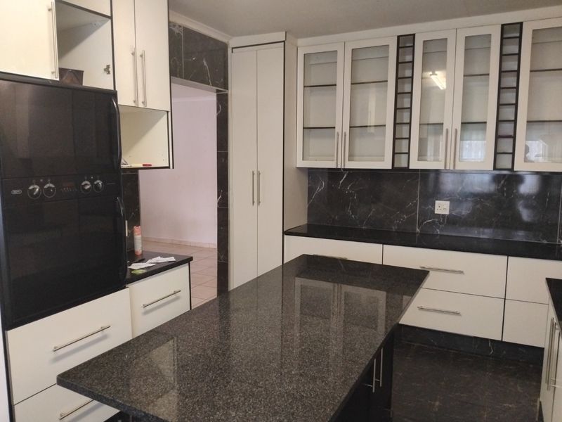 Spacious 4-Bedroom Family Home with Pool and Granny Flat for Sale - Photo 3