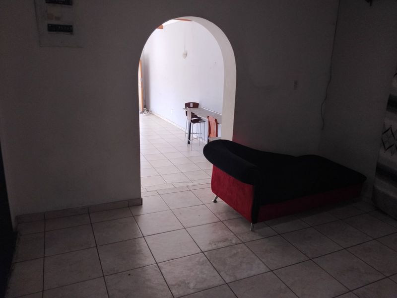 Spacious 4-Bedroom Family Home with Pool and Granny Flat for Sale - Photo 5