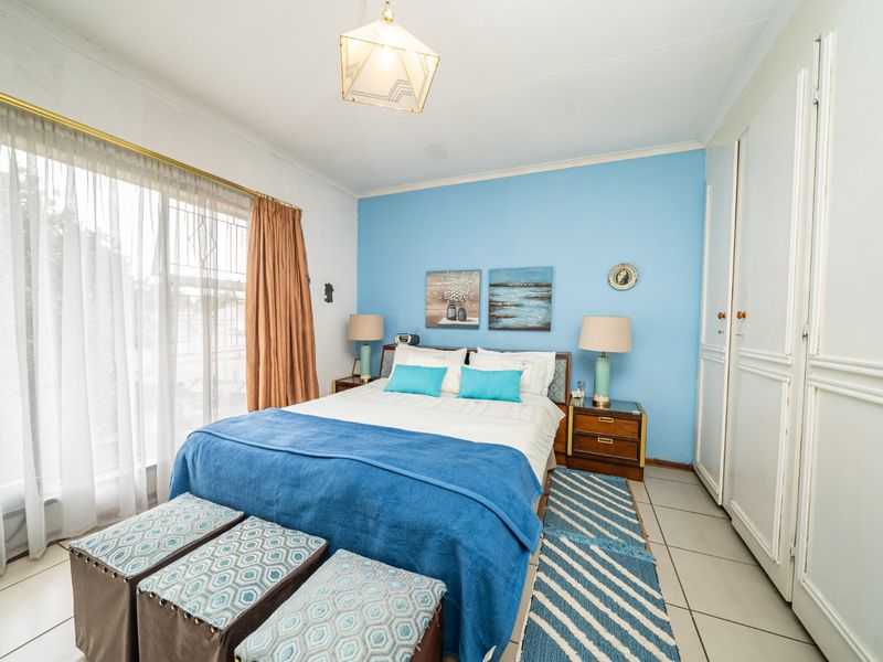 Modern 2 Bedroom Townhouse with Garden in Secure Complex - Photo 5