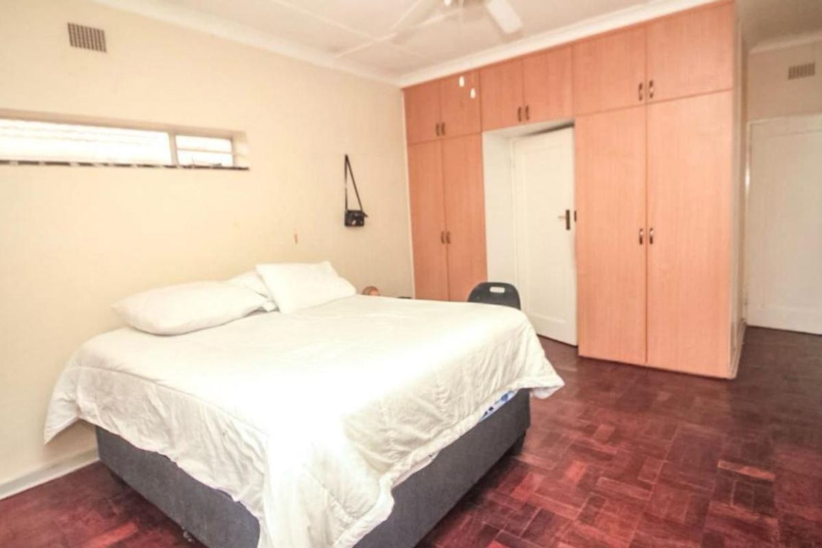 Charming 3-Bedroom Home with Garden Cottage – A Must-See! - Photo 5