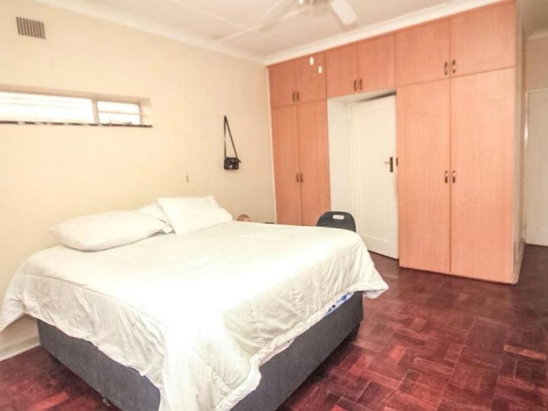 Charming 3-Bedroom Home with Garden Cottage – A Must-See! - Photo 5