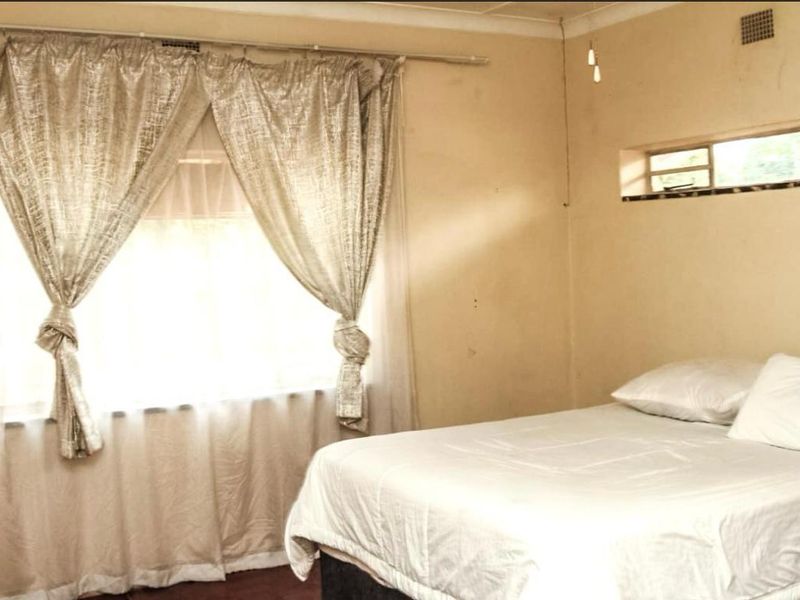 Charming 3-Bedroom Home with Garden Cottage – A Must-See! - Photo 3