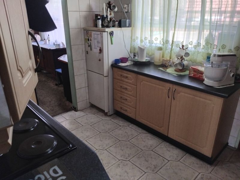 3 Bed House For Sale – Family Home with Granny Flat & Office Space - Photo 8