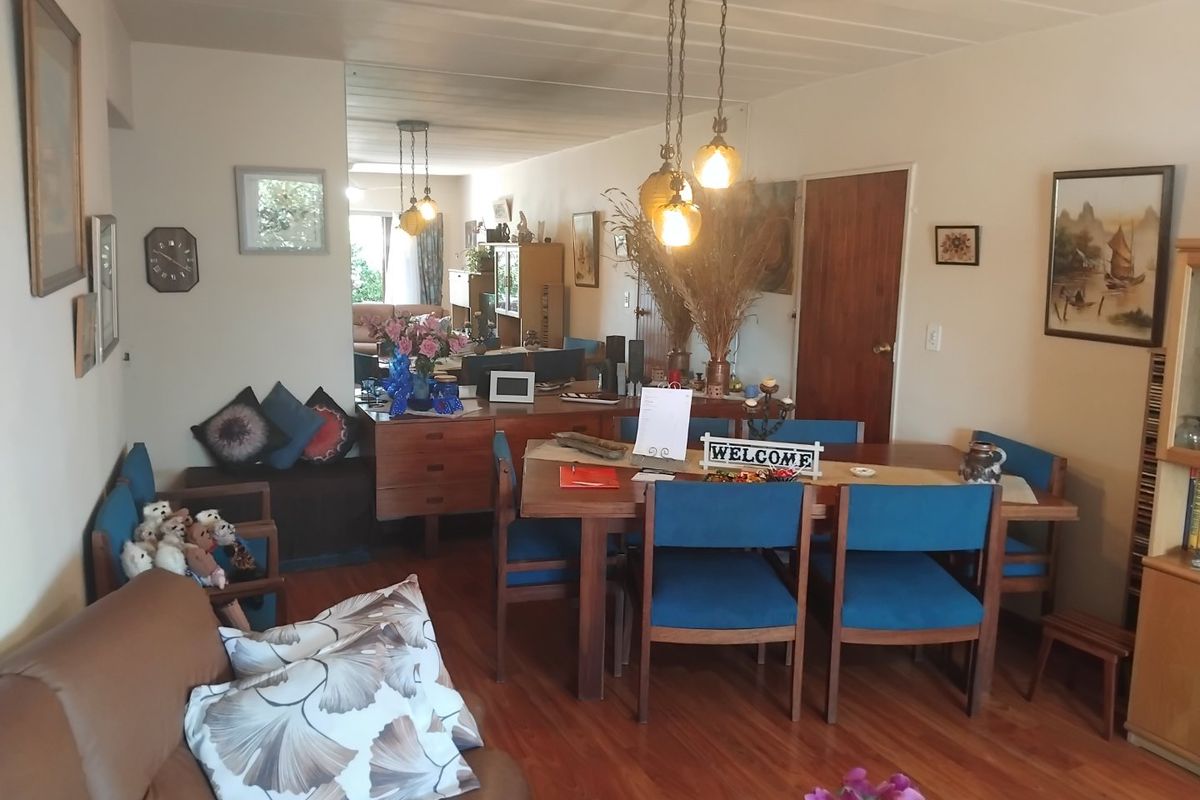 5 Bed House – Spacious Family Home with Flatlet - Photo 5