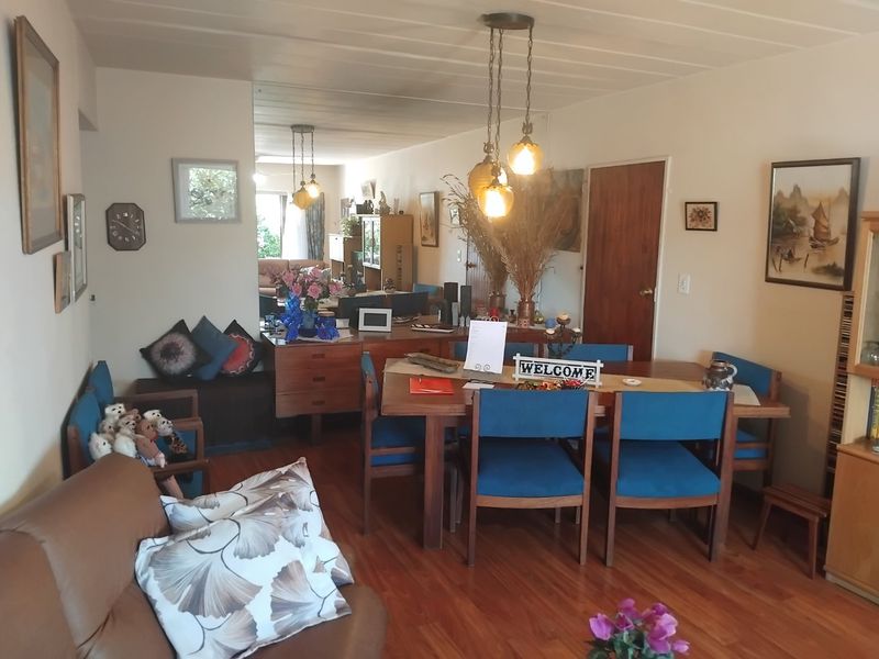 5 Bed House – Spacious Family Home with Flatlet - Photo 5