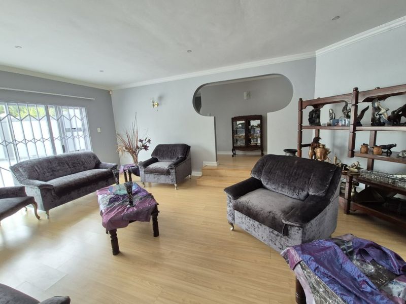 Versatile 4-Bedroom Family Home with Cottage Potential, Pool, and Top Security - Photo 3