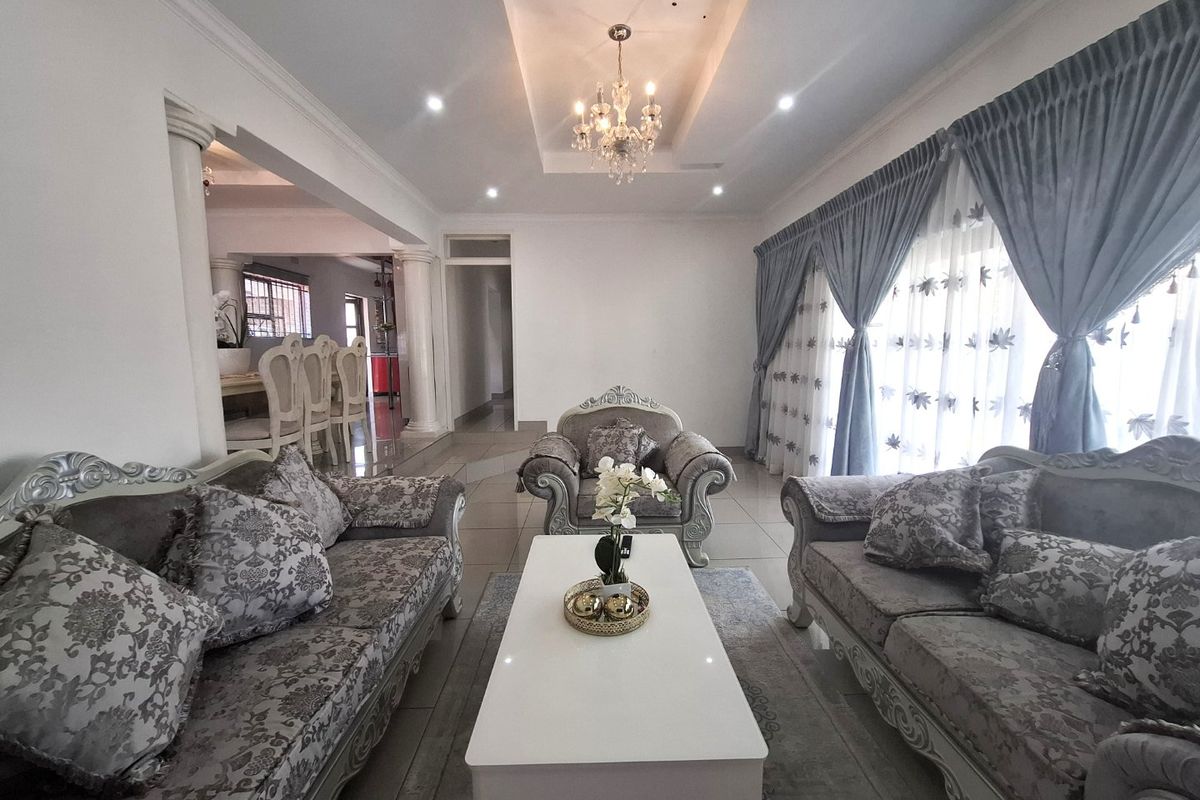 Modern 3-Bedroom Home with Cottage, Lapa, and Top Security - Photo 3