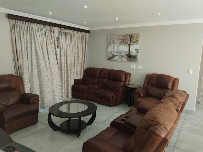 Modern 3-Bedroom Cluster Home in Secure Setting - Photo 10