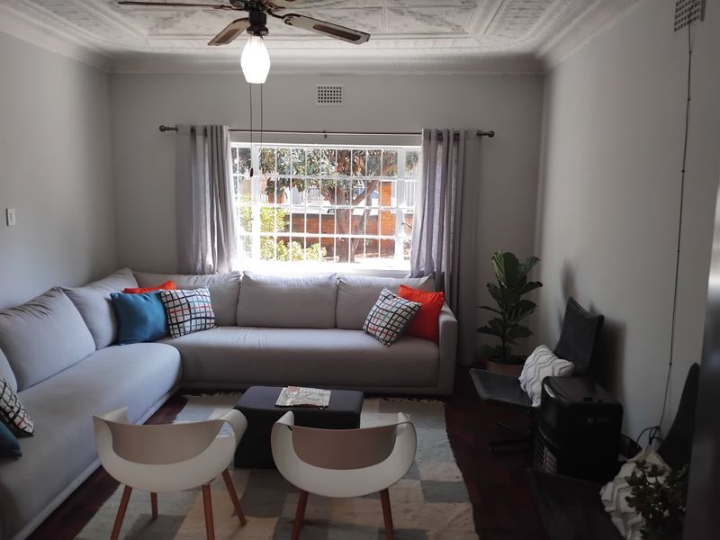 Neat 3-Bedroom Home in Secure Boomed Community - Photo 6