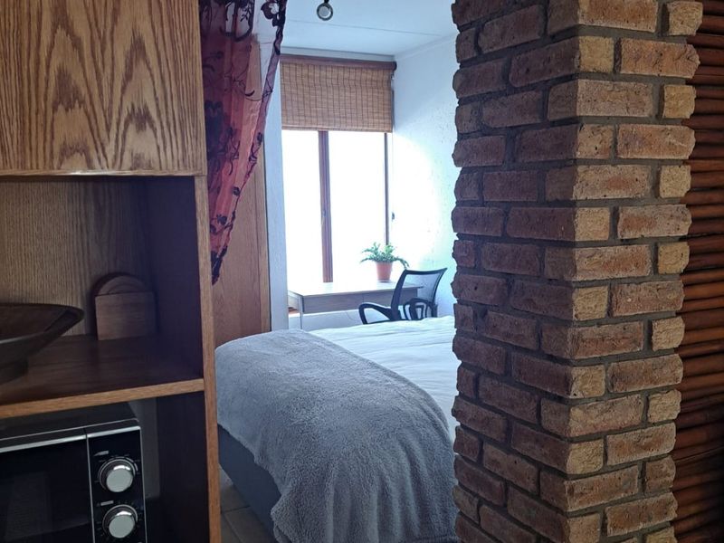 Charming 1-Bedroom Fully Furnished Apartment for Rent in Morning Hill, Bedfordview - Photo 9