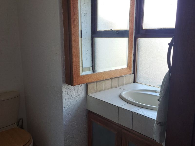 Charming 1-Bedroom Fully Furnished Apartment for Rent in Morning Hill, Bedfordview - Photo 10