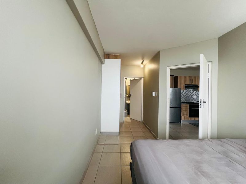 2 Bedroom, 2 Bathrooms Apartment To Let In North Beach, Durban - Photo 7