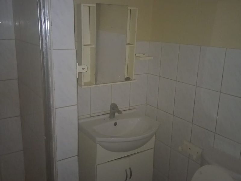 Ground floor 2 bedroom Town house at Palm Springs Complex - Photo 10