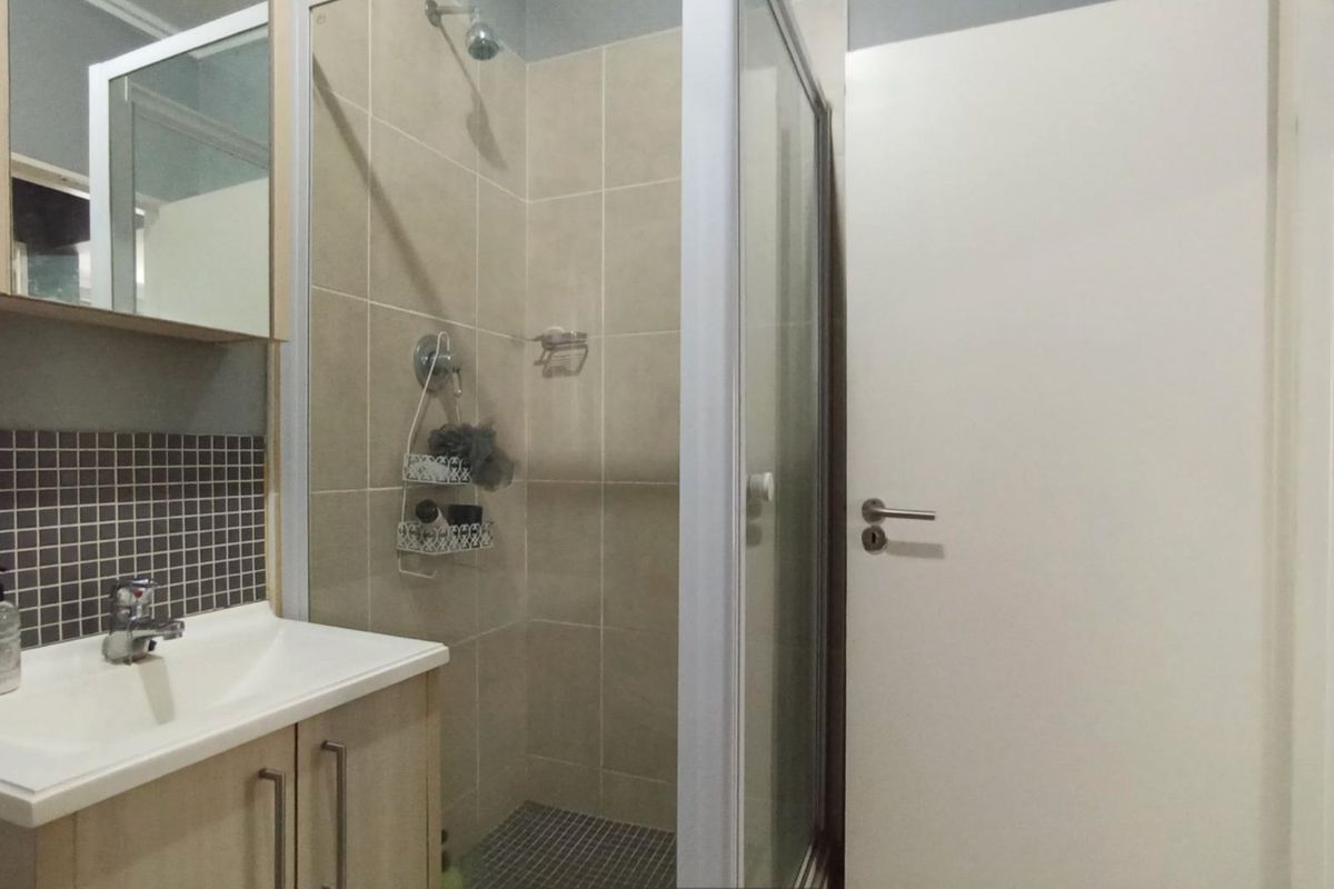 1 Bedroom Apartment / Flat for Sale in Beverley - Photo 3