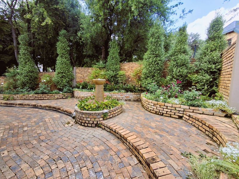 Stunning family Home in the highly sought-after River Lodge!  - Photo 7