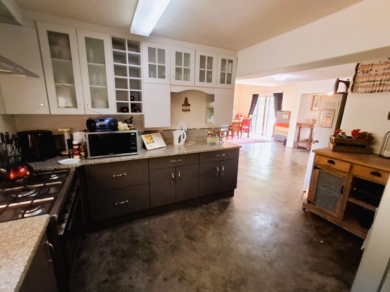 Stunning family Home in the highly sought-after River Lodge!  - Photo 8