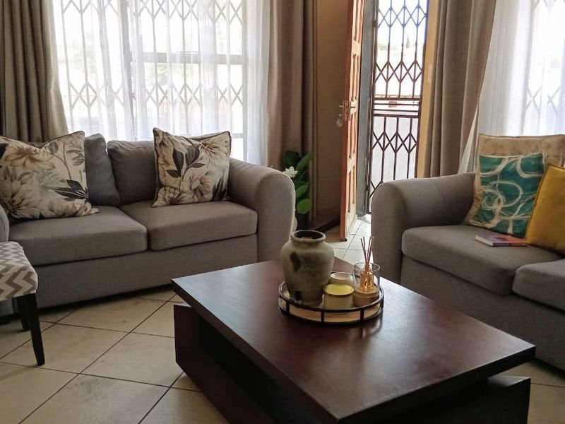 Beautiful & Neat 3-Bedroom Home for Sale - Photo 3