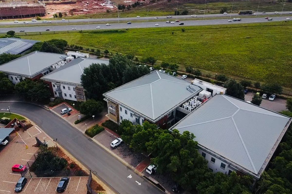 For Sale: Premium Commercial Property in Route 21 Business Park, Centurion - Photo 2