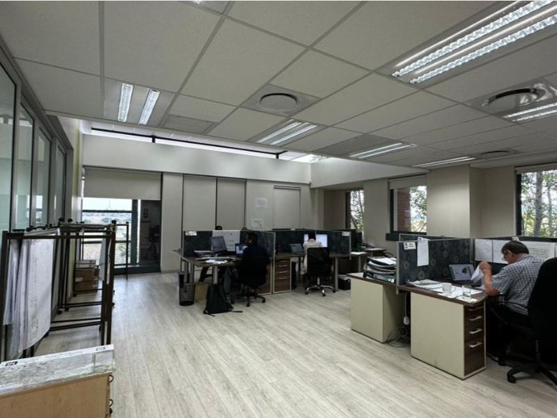 For Sale: Premium Commercial Property in Route 21 Business Park, Centurion - Photo 7
