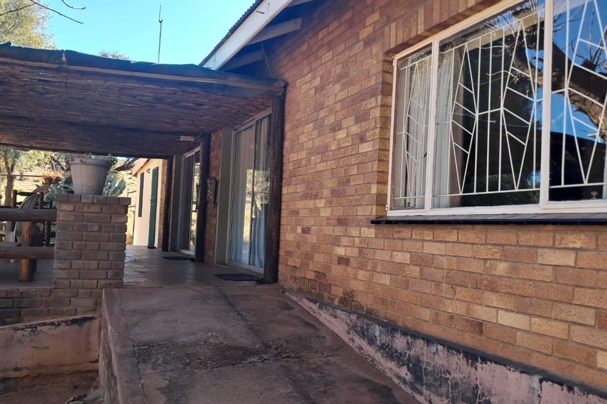 Farm for sale in Kalahari - Photo 4
