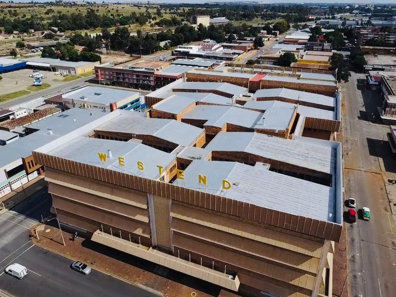 For Sale - West End Shopping Centre Klerksdorp Central - Photo 10