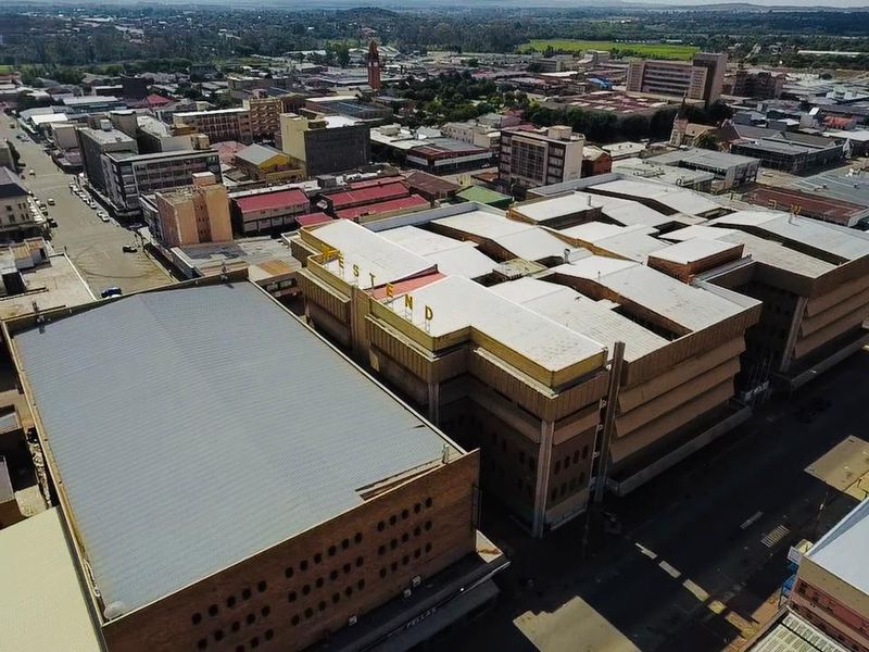 For Sale - West End Shopping Centre Klerksdorp Central - Photo 6