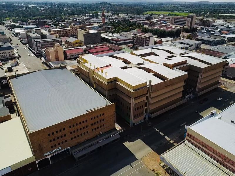 For Sale - West End Shopping Centre Klerksdorp Central - Photo 3