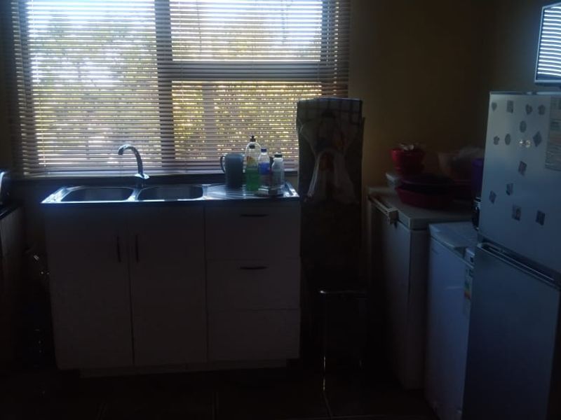 THIS IS YOUR BARGAIN OF THE MONTH ,, COME AND VIEW - Photo 5