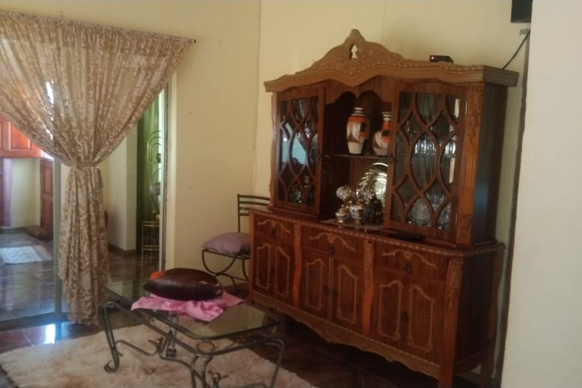 THIS IS YOUR BARGAIN OF THE MONTH ,, COME AND VIEW - Photo 4