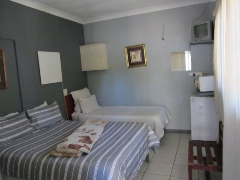 Calling all business owners and investors for this ideally situated property. - Photo 2