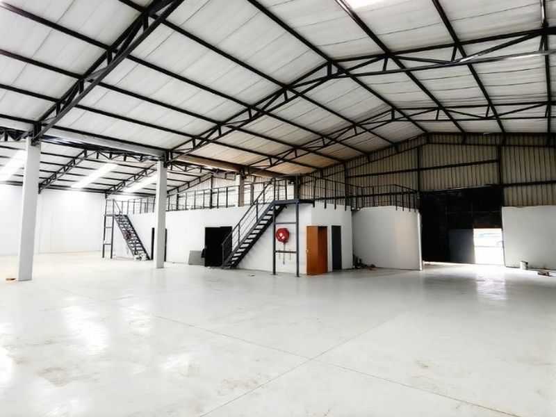 Warehouse Unit  to rent at Cosmo Business Park, Roodepoort Central  - Photo 6