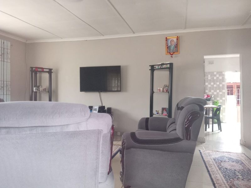 4 Bed Farm in Stanger Central for Sale - Photo 9