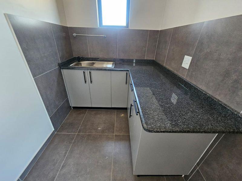 A Brand New Warehouse with office space for rent in LimeRock Business Park - Photo 7