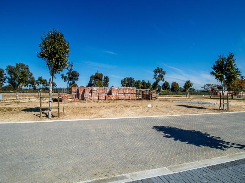 City Convenience, Country Calm—Build Your Dream Home - Photo 8