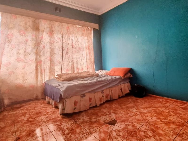 Charming 3 Bedroom Home in Steelpark, Vereeniging - A Canvas Waiting for Your Masterpiece! - Photo 10