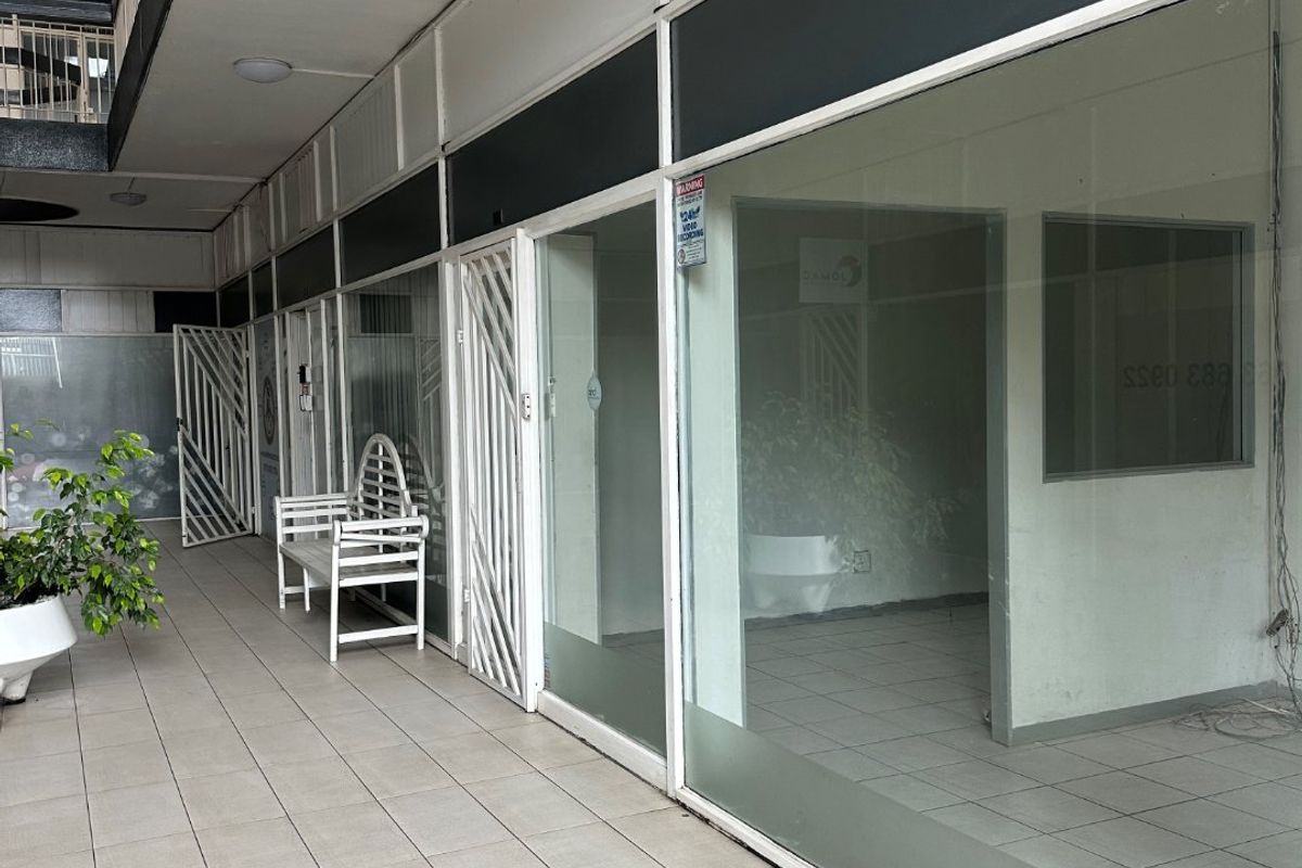 PRIME 79SQM OFFICE SPACE  - ST ANDTO LETREWS BEDFORDVIEW - Photo 5