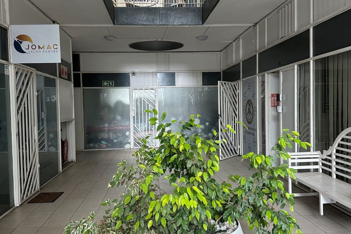 PRIME 79SQM OFFICE SPACE  - ST ANDTO LETREWS BEDFORDVIEW - Photo 4