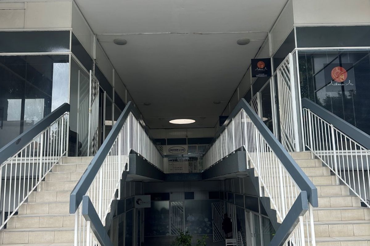 PRIME 79SQM OFFICE SPACE  - ST ANDTO LETREWS BEDFORDVIEW - Photo 2