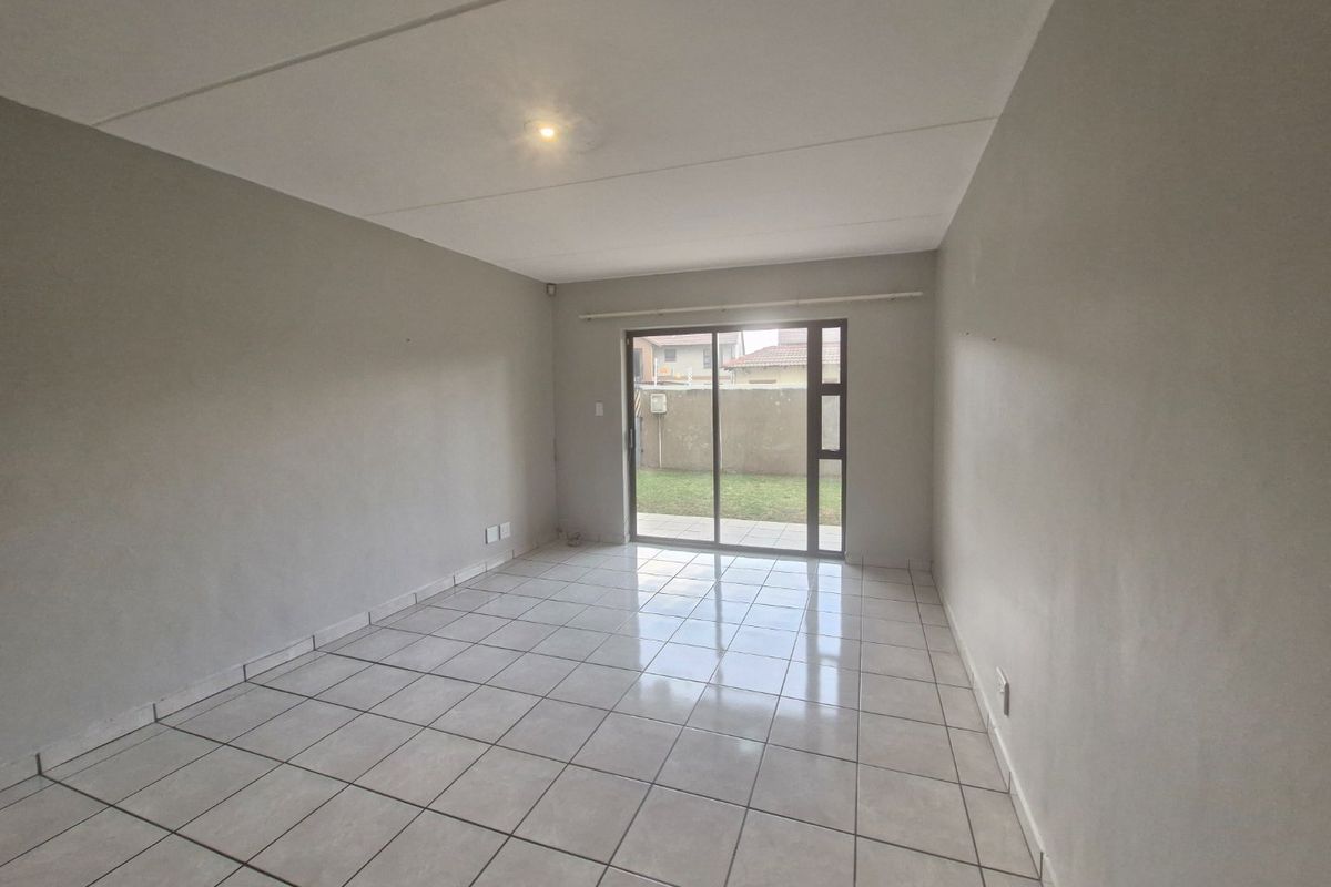 Modern Ground-Floor Gem in the Heart of Park Rand - Photo 4