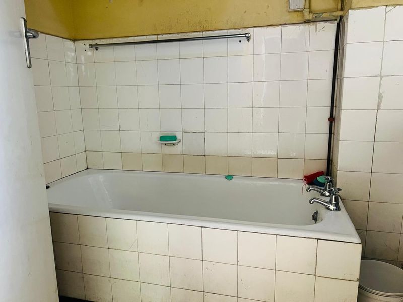 1.5 Bedroom, 1 Bathroom Apartment For Sale In Durban Central, Durban - Photo 9