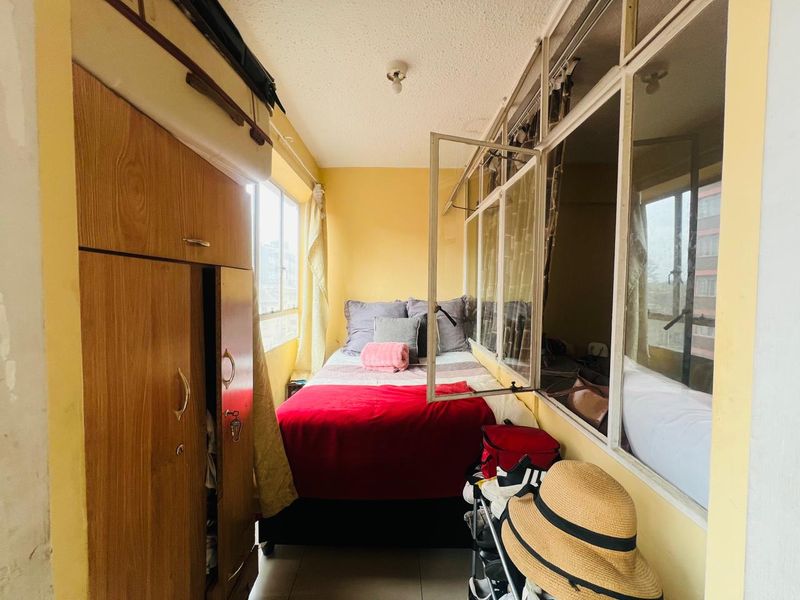 1.5 Bedroom, 1 Bathroom Apartment For Sale In Durban Central, Durban - Photo 8