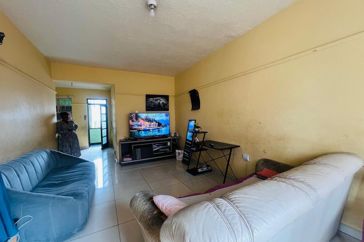 1.5 Bedroom, 1 Bathroom Apartment For Sale In Durban Central, Durban - Photo 3