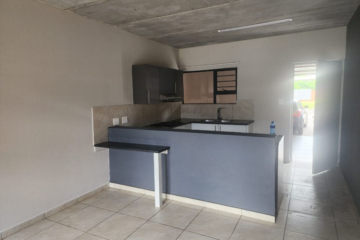 2 BEDROOM 1 BATHROOM GROUND FLOOR APARTMENT - Photo 3