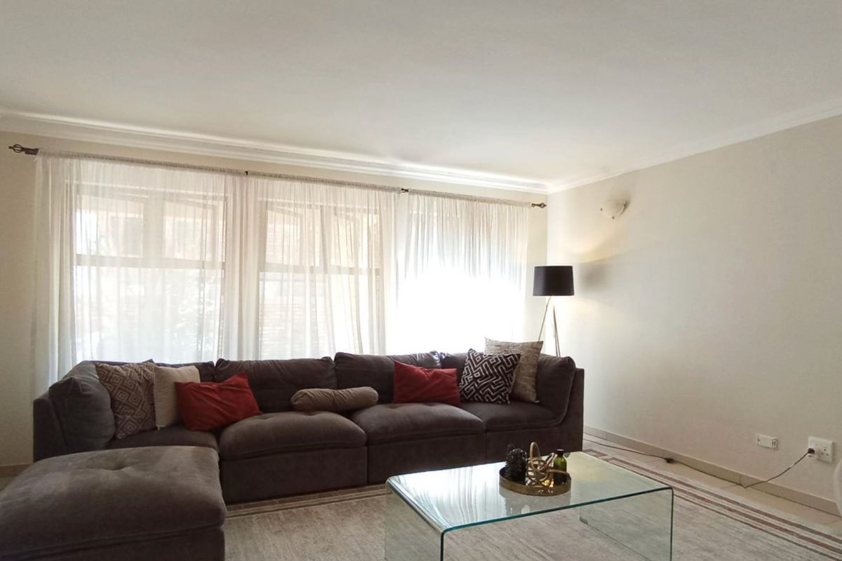 5 Bedroom House for Sale in Beverley - Photo 5