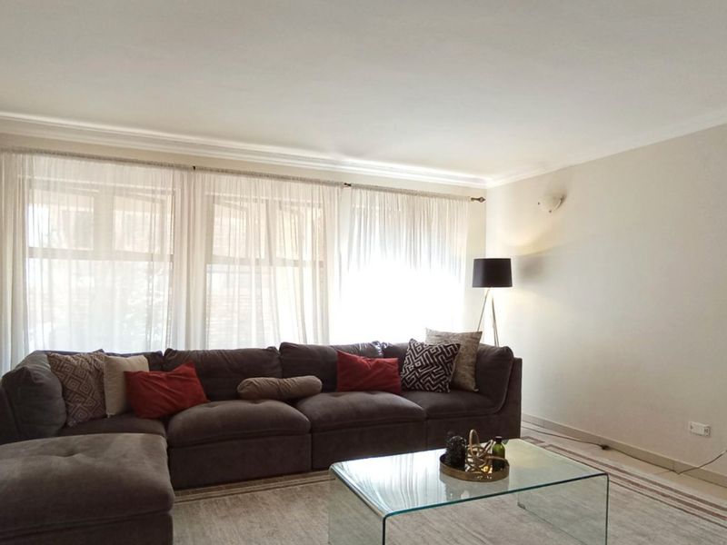 5 Bedroom House for Sale in Beverley - Photo 5