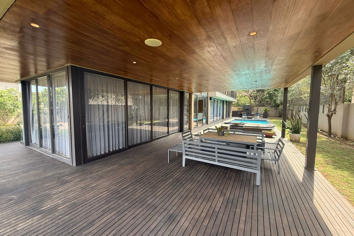 To let in Izinga, luxurious 5 bedroom home in a secure Estate. - Photo 5