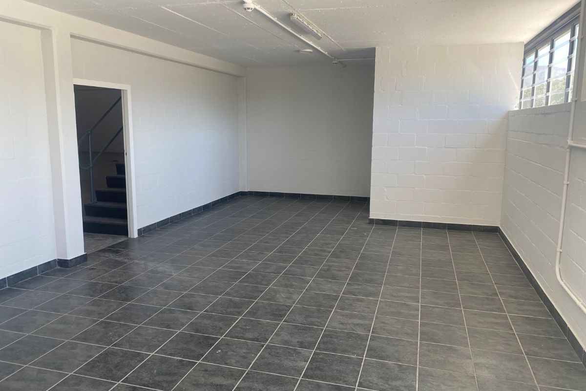 485m2 Warehouse To Let in South Palms, Tokai - Photo 4