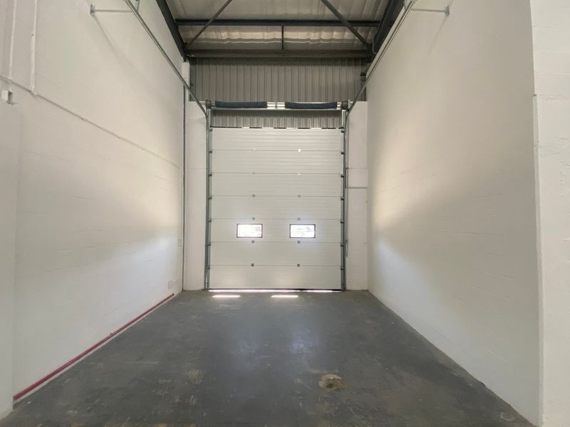 485m2 Warehouse To Let in South Palms, Tokai - Photo 7