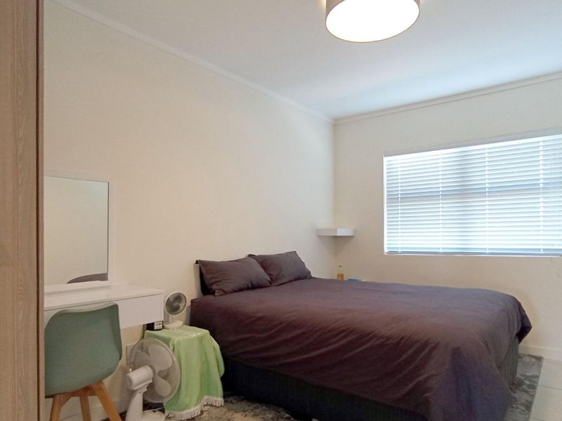 1 Bedroom Apartment / Flat for Sale in Lonehill - Photo 4